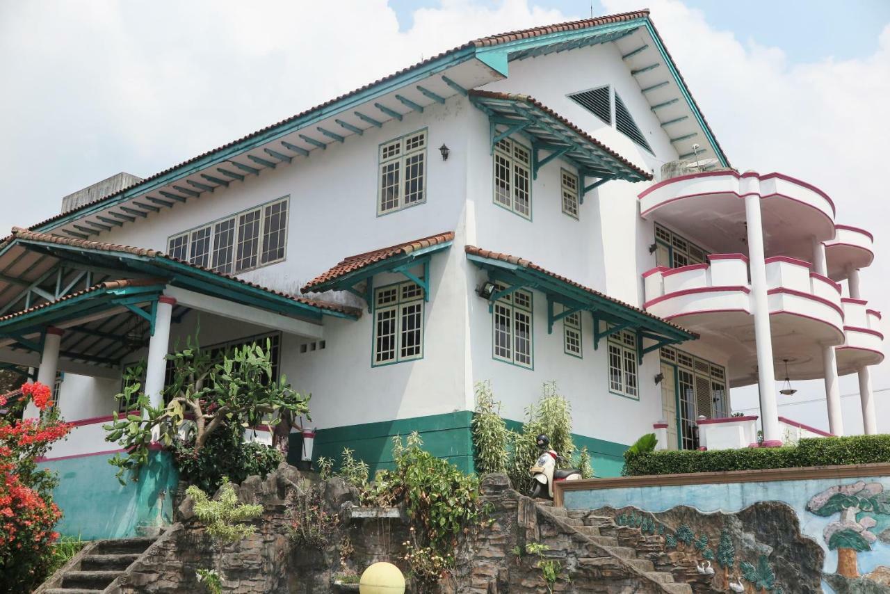 Villa Tiandiva Cisarua Ngoại thất bức ảnh