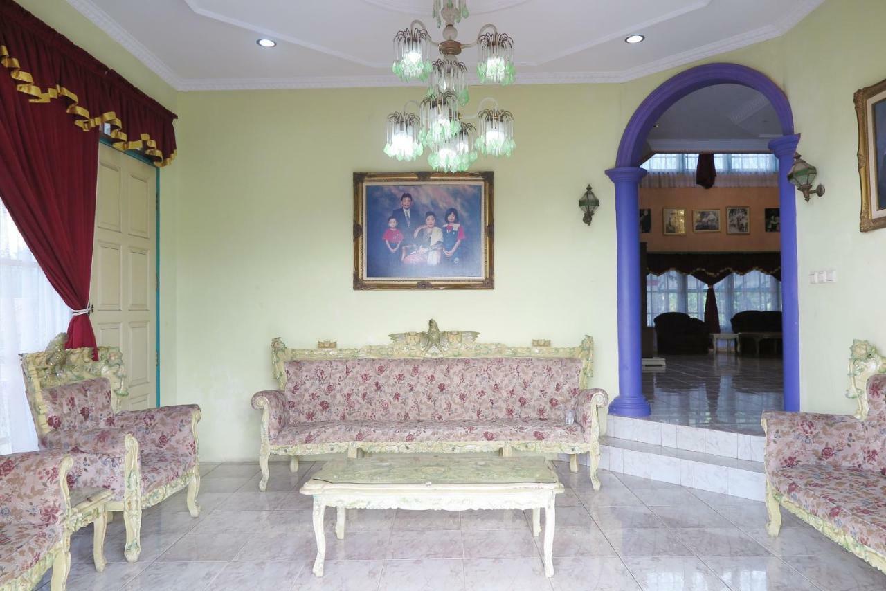 Villa Tiandiva Cisarua Ngoại thất bức ảnh