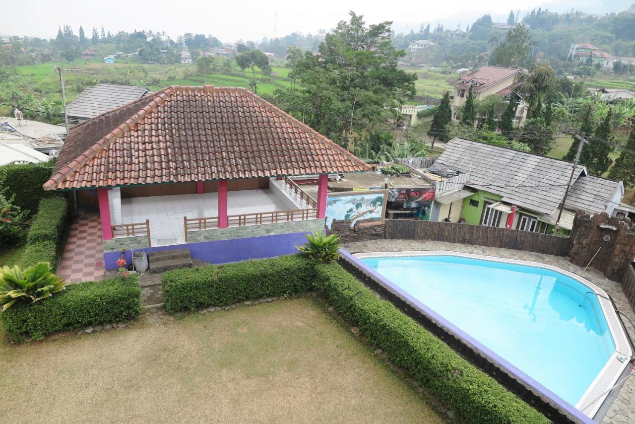 Villa Tiandiva Cisarua Ngoại thất bức ảnh